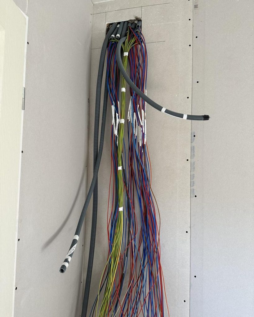 Photo cable